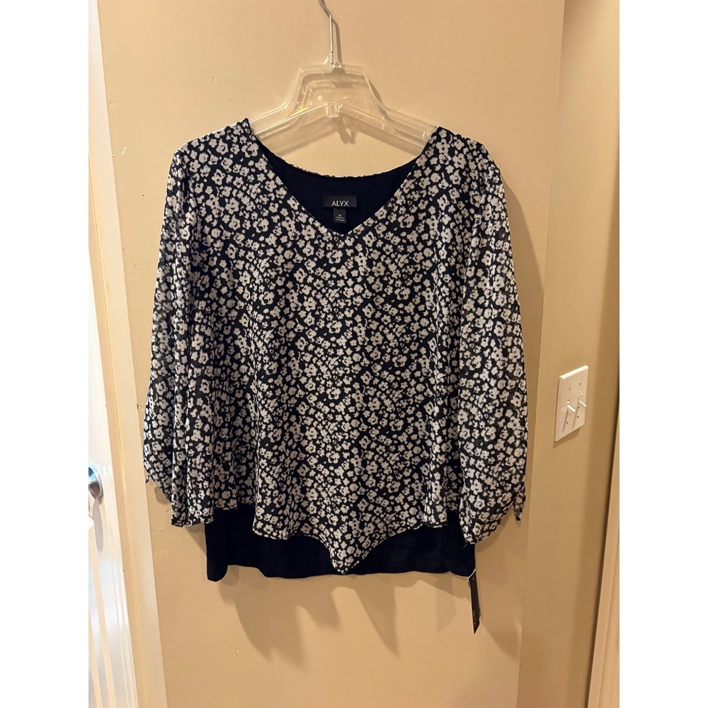 ALYX Women Black White Floral Layered V-Neck Blouse XL NWT 0429421 $85